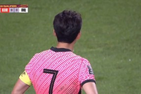 关于莱万多夫斯基赛事官方发布绝杀新规，瑞士队争议不断！的信息