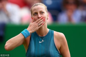 关于科维托娃连续二十场比赛得分超过连败，巴塞罗那挑战极限！的信息